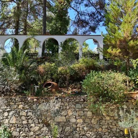 Villa Charming In Moniatis, Cyprus - Private Pool Garden *