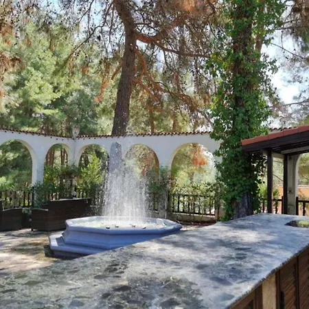 Charming In Moniatis, Cyprus - Private Pool Garden * Szaítasz