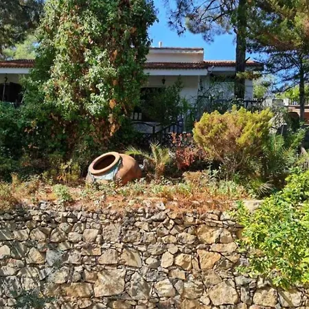 Charming In Moniatis, Cyprus - Private Pool Garden Saittas