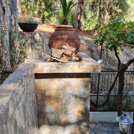 Charming In Moniatis, Cyprus - Private Pool Garden Saittas