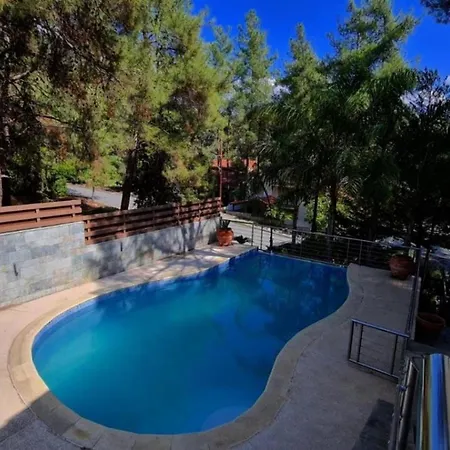 Villa Charming In Moniatis, Cyprus - Private Pool Garden *